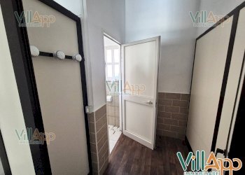 Foto 9 - Commercial Premises Via San Francesco
 
5, Fondi - photo 9