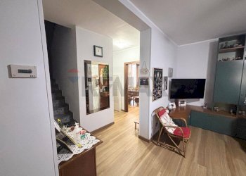 Soggiorno - Villa Via Monsignor Falcetti
 
12, Lacchiarella - foto 4