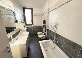 Bagno - Three-room apartment Via Toscana
 
5, Lacchiarella - photo 13