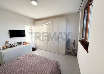 Camera da letto - Three-room apartment Via Toscana
 
5, Lacchiarella - photo 16
