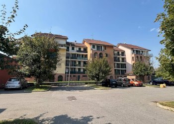 Edificio all\'aperto - Three-room apartment Via Toscana
 
5, Lacchiarella - photo 23