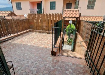 Terrazza - Semi-detached house Via La Grande Quercia Nuova
 
10, Vinchiaturo - photo 11