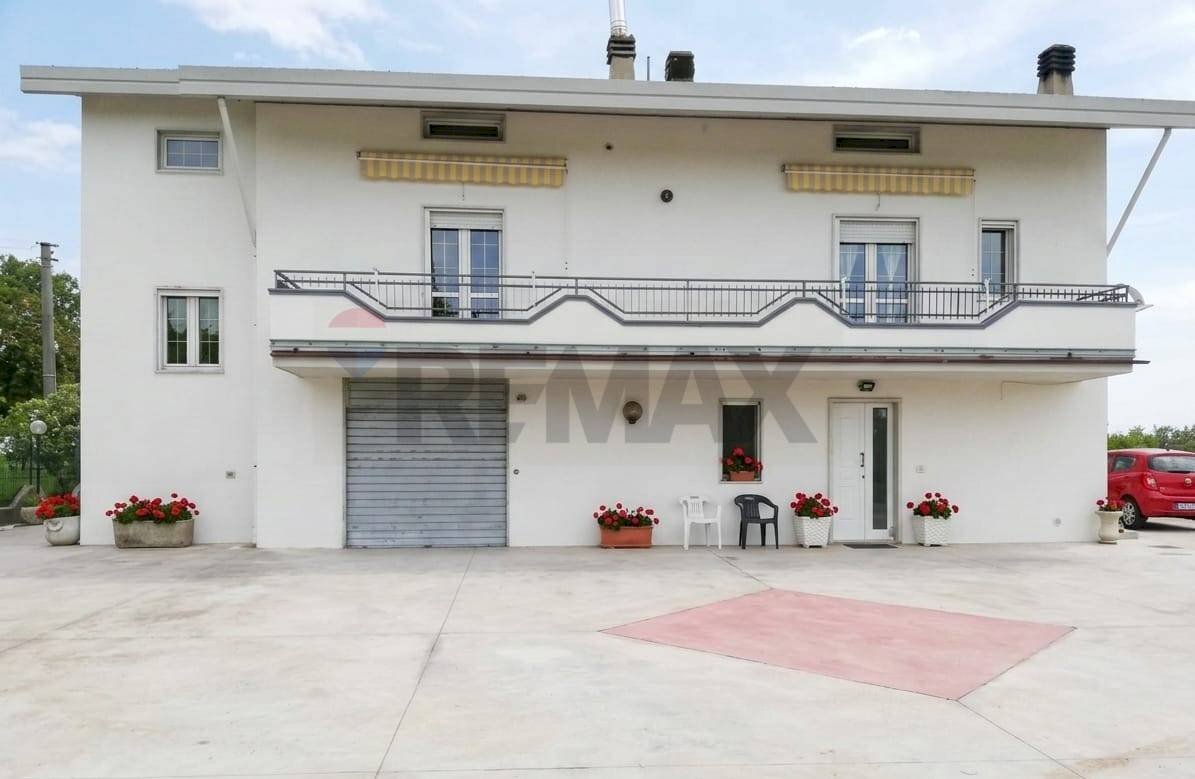 Casa all\'aperto - Casa indipendente C.da Crocella
 
11, San Giuliano del Sannio - foto 3