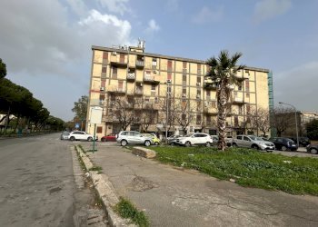 Edificio all\'aperto - Trilocale Via Tindari
 
34, Palermo - foto 2