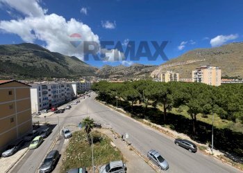Vista delle montagne - Trilocale Via Tindari
 
34, Palermo - foto 32