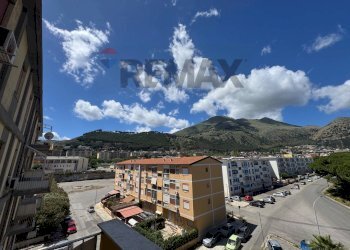 Vista delle montagne - Trilocale Via Tindari
 
34, Palermo - foto 34