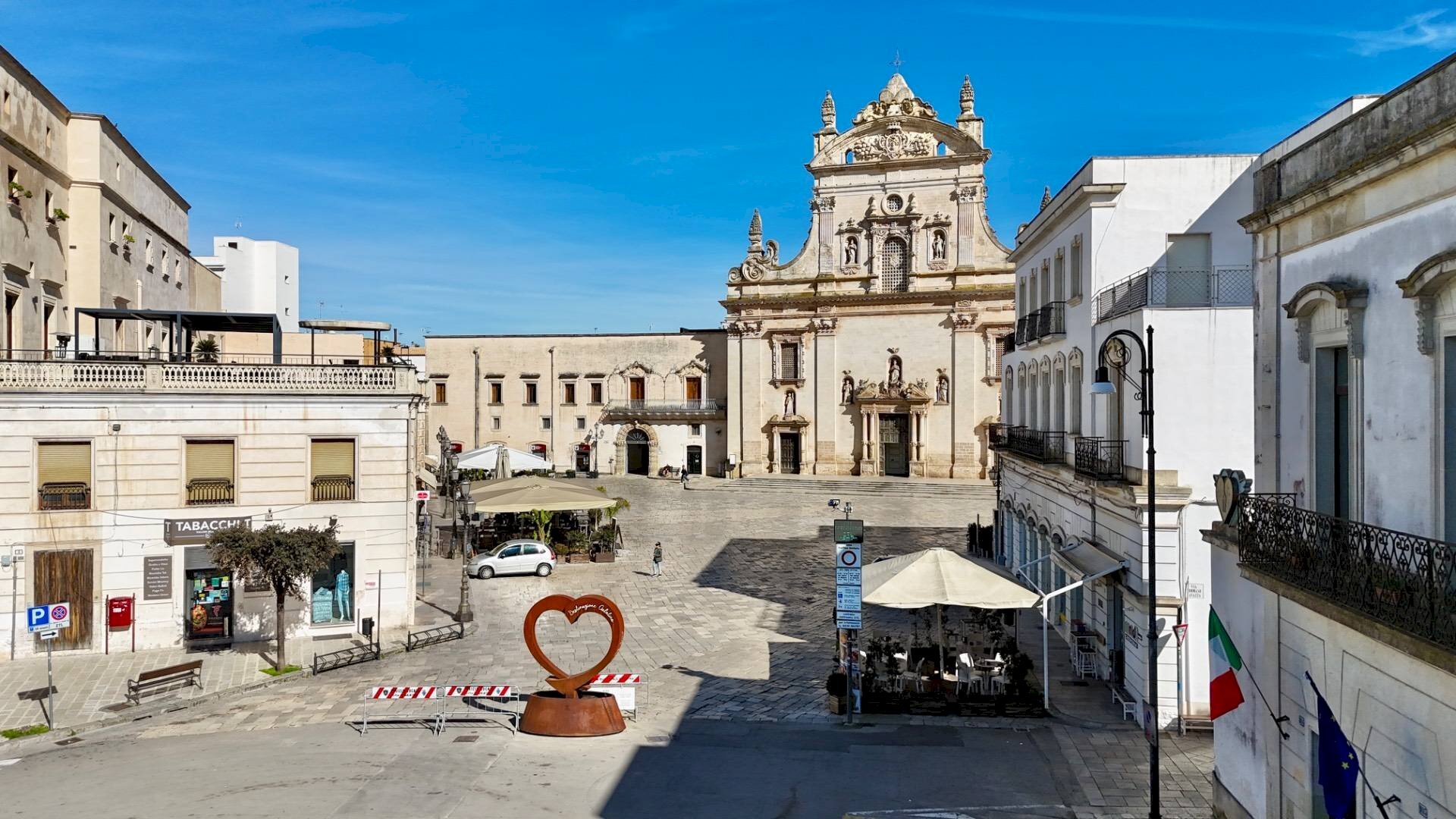 Foto 1 - Locale Commerciale Corso Porta Luce
 
19, Galatina - foto 1