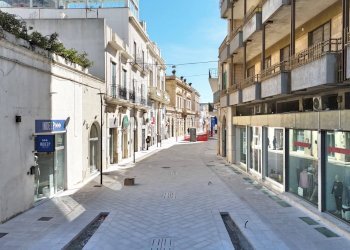 Foto 23 - Locale Commerciale Corso Porta Luce
 
19, Galatina - foto 23