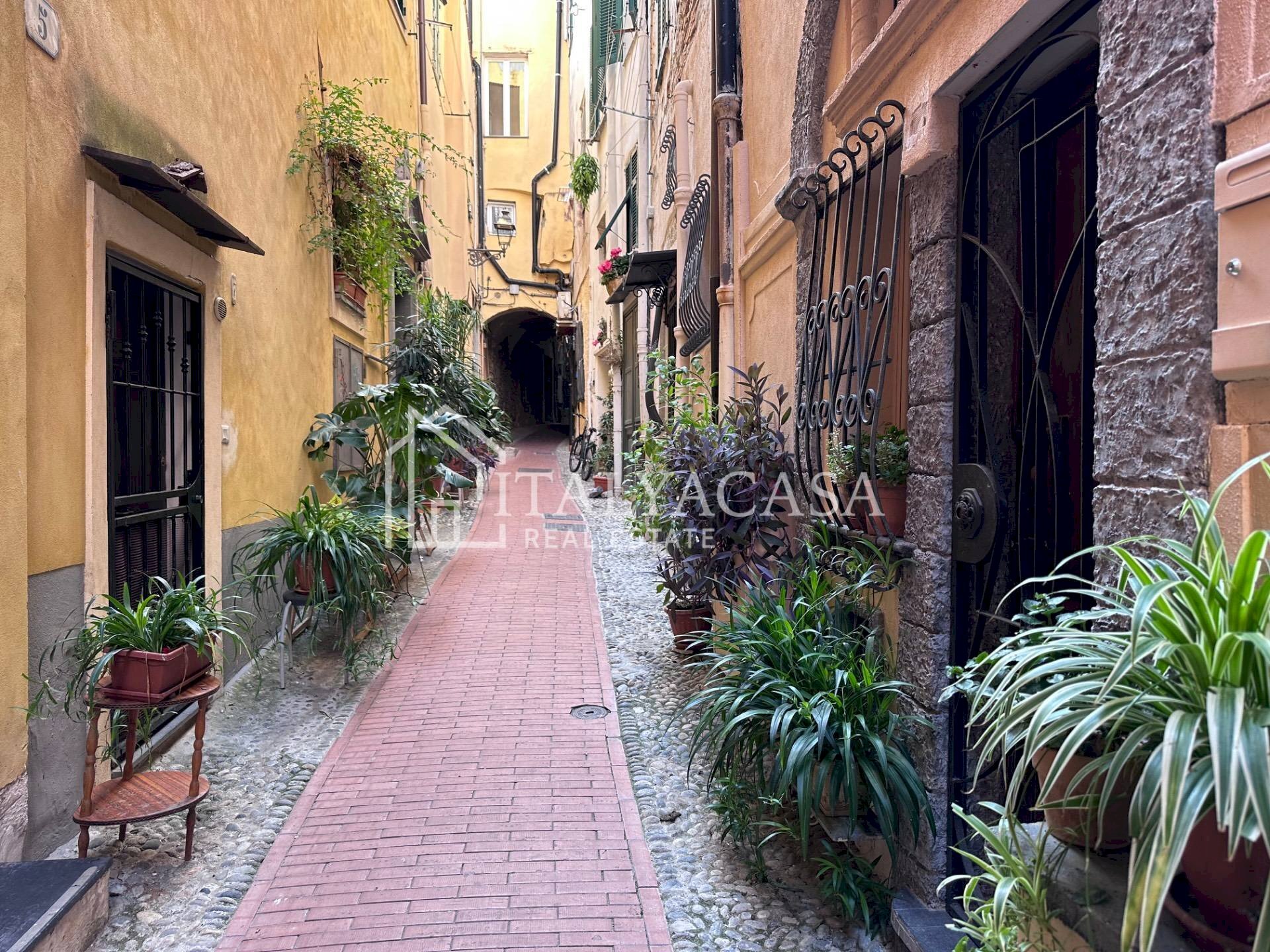 Foto 1 - Bilocale via dell'alleanza
 
7, Sanremo - foto 1