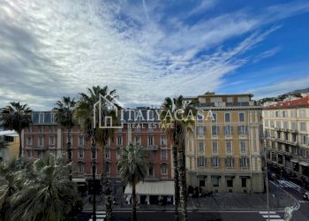 Foto 2 - Trilocale corso augusto mombello
 
13, Sanremo - foto 2