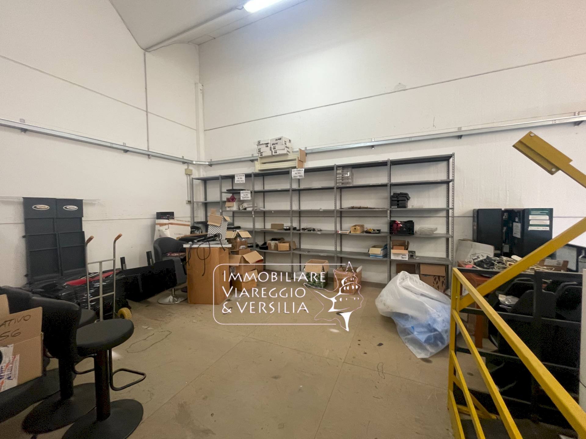 Foto 3 - Magazzino via Libeccio
 
47, Viareggio - foto 3