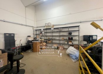 Foto 3 - Magazzino via Libeccio
 
47, Viareggio - foto 3