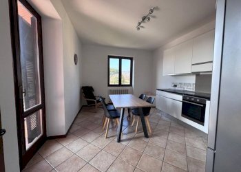 Cucina - Appartamento Maggiora - foto 2