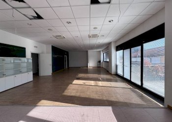 Interno non residenziale - Office via Novara, Borgomanero - photo 9