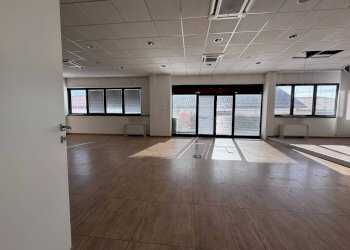 Interno non residenziale - Office via Novara, Borgomanero - photo 13