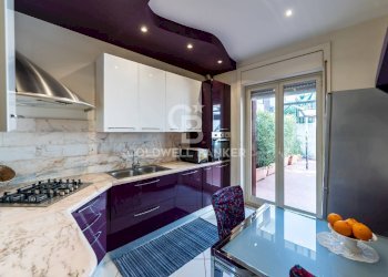 Foto 5 - Trilocale Via Litteri
 
51, Aci Castello - foto 5