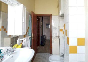 Bagno - Four-room apartment via Ippolito Nievo, 4, Rimini - photo 25