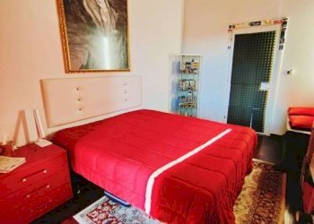 Camera da letto - Villa Frazione Ruata Eandi, Saluzzo - photo 23