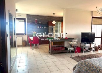 Salone - Apartment via San Pietro, Ciriè - photo 2