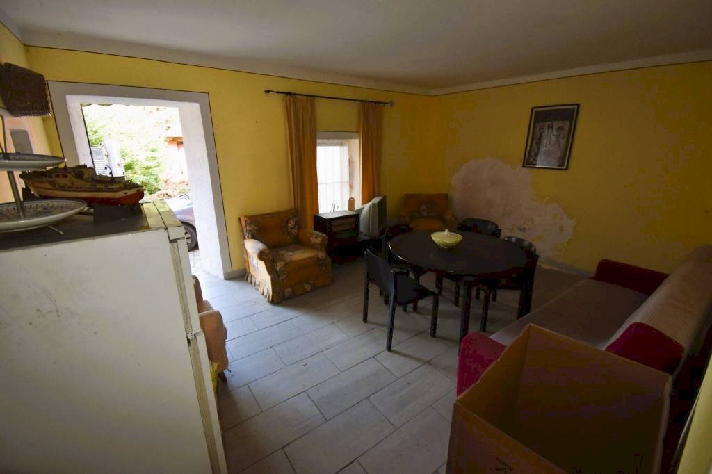 Salone - Casa indipendente via Bertola, Belveglio - foto 2