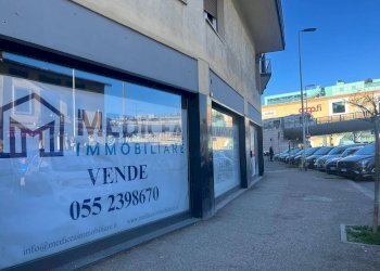 Foto 1 - Commercial Premises Via Della Villa Demidoff
 
91/101, Firenze - photo 1