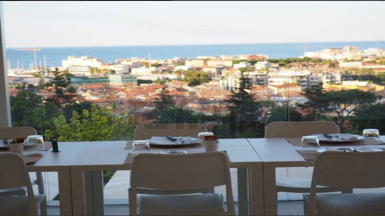 Balcone - Locale Commerciale Pesaro - foto 2