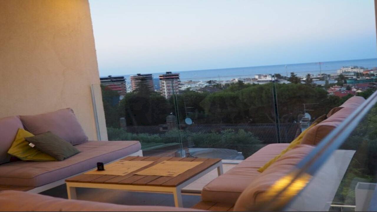 Balcone - Locale Commerciale Pesaro - foto 3