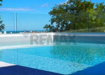 Piscina - Locale Commerciale Pesaro - foto 8