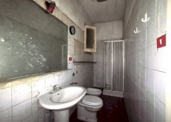 Bagno - Bilocale via Gaeta, Genova (zona Oregina) - foto 9