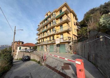 Zona - Trilocale via Sergio Piombelli, Genova (zona Sampierdarena) - foto 3