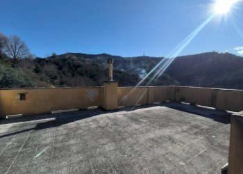 Terrazzo - Trilocale via Sergio Piombelli, Genova (zona Sampierdarena) - foto 4