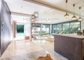 Interno non residenziale - Villa via Luigi Arnaldo Vassallo, Genova (zona Albaro) - foto 8