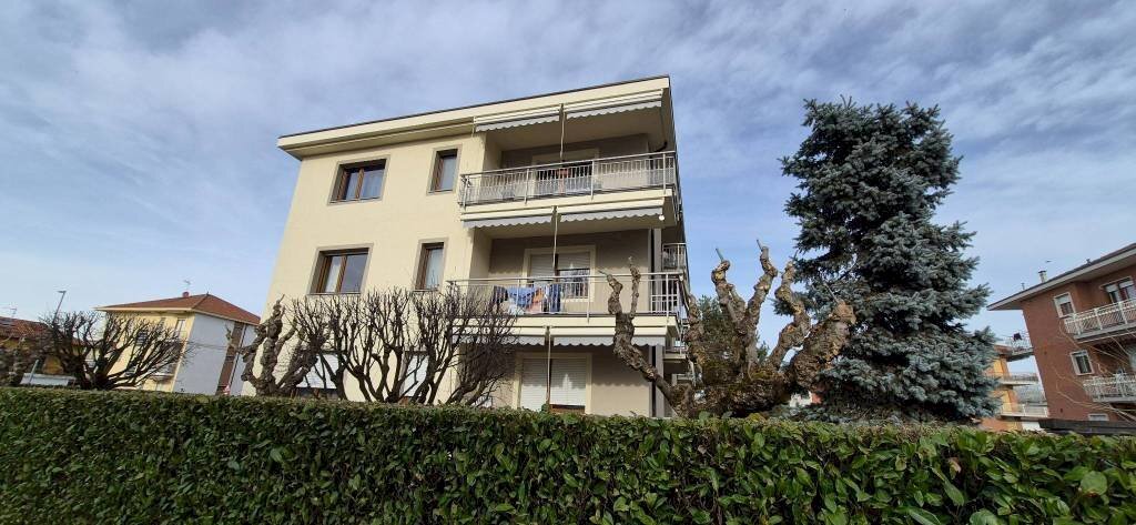 Facciata - Quadrilocale via Italia, 4, San Mauro Torinese - foto 2