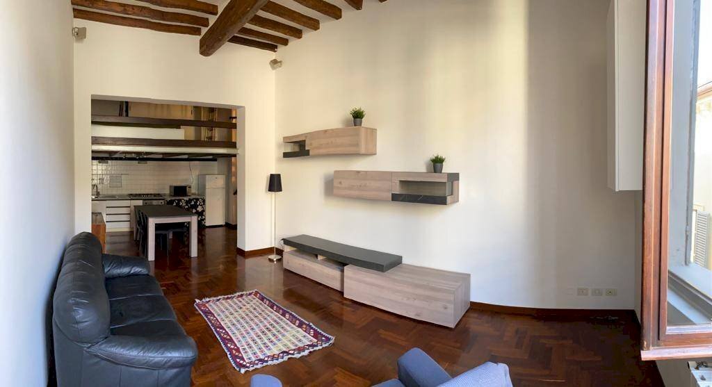 Salone - Three-room apartment via Bartolomeo Carandini, Modena (neighborhood Centro Storico) - photo 1