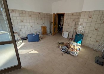 Cucina - Quadrilocale via Amico Aspertini, 2/2, Bologna (zona Mazzini) - foto 4