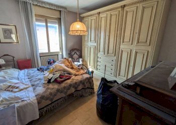 Camera da letto - Quadrilocale via Amico Aspertini, 2/2, Bologna (zona Mazzini) - foto 5