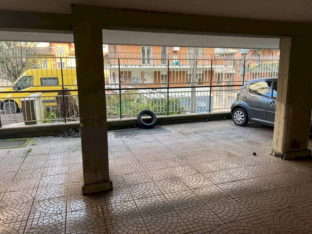 Posto macchina - Box via Giuseppe Gatteschi, 52, Roma - photo 2