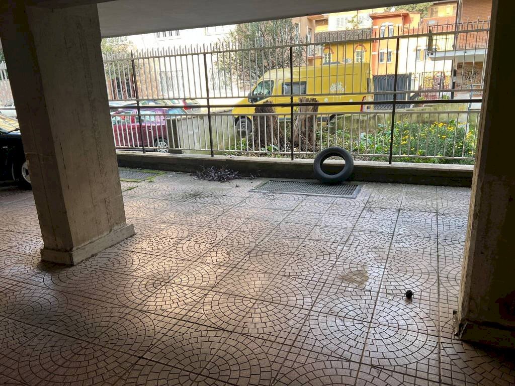Posto macchina - Box via Giuseppe Gatteschi, 52, Roma - photo 3