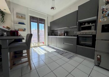 Cucina - Appartamento via Piero Gobetti, 22A, Ivrea - foto 2