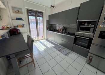 Cucina - Appartamento via Piero Gobetti, 22A, Ivrea - foto 10