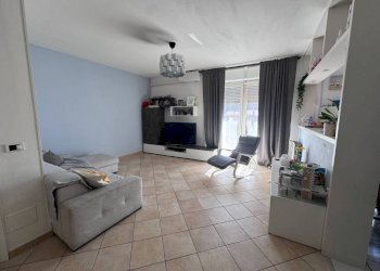Salone - Appartamento via Piero Gobetti, 22A, Ivrea - foto 16