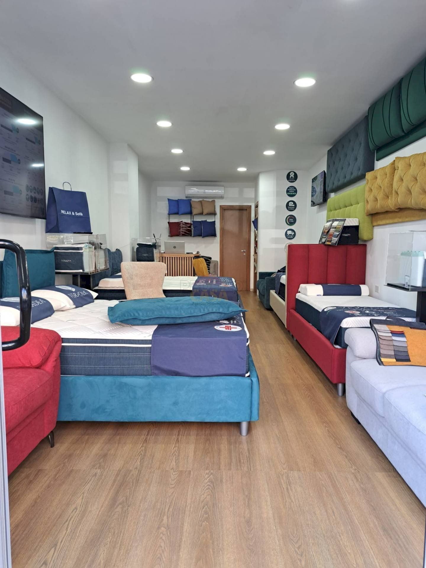 Foto 2 - Commercial Premises Viale Dei Consoli, Roma - photo 2