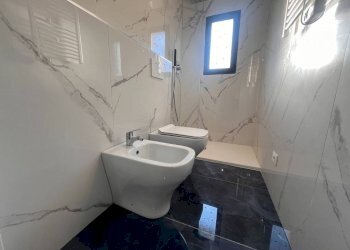 Bagno - Appartamento via Andrea Costa, 8, Pianoro - foto 8