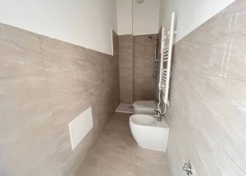 Bagno - Trilocale via del Greto, 1, Bologna (zona Borgo Panigale) - foto 6