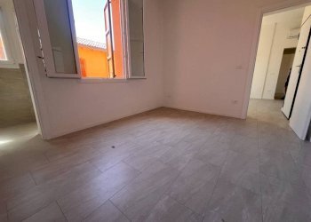 Camera da letto - Trilocale via del Greto, 1, Bologna (zona Borgo Panigale) - foto 8