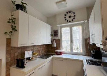 Cucina - Trilocale via Montebello, 47, Pinerolo - foto 3