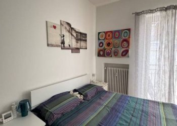 Camera da letto - Trilocale via Montebello, 47, Pinerolo - foto 9