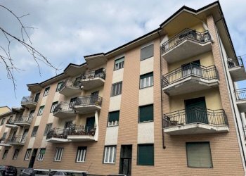 Facciata - Trilocale via Montebello, 47, Pinerolo - foto 32