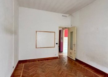 Camera da letto - Quadrilocale via 1 Maggio, 25, Luserna San Giovanni - foto 13