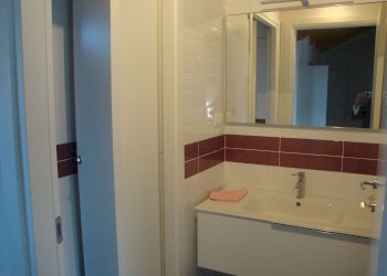 antibagno - Three-room apartment via Via Giacinto Collegno, 51, Torino (neighborhood Cit Turin) - photo 8